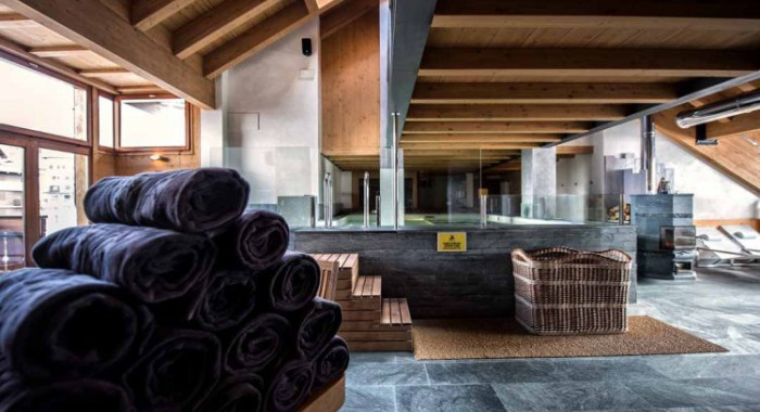 Sertorelli Sport Hotel, Cervinia ski chalet, image 7